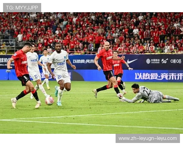 足球比赛中的快速反击与转换